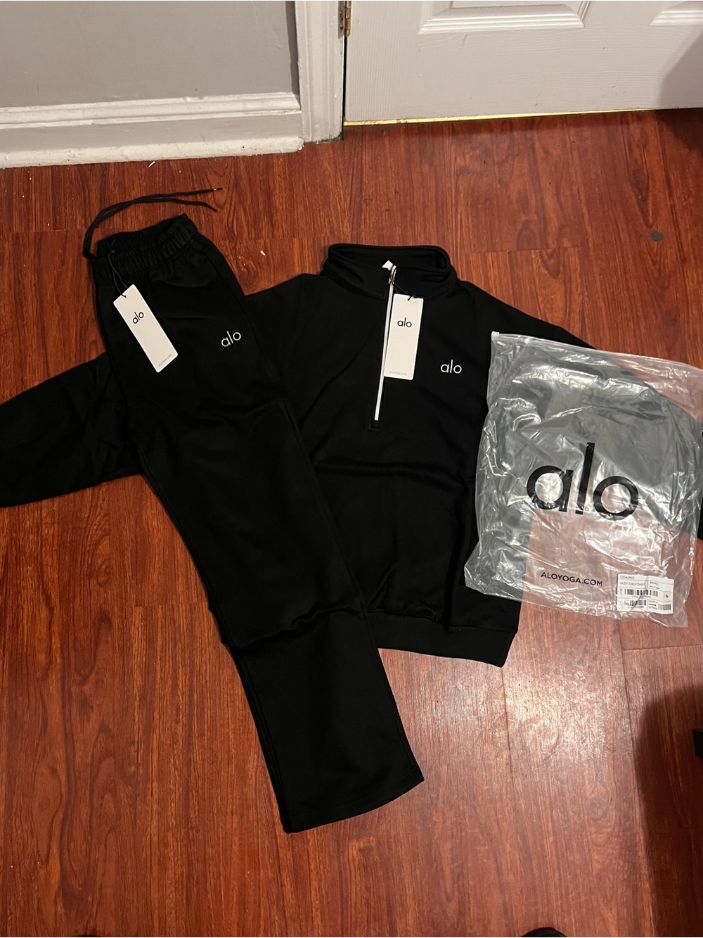 ALO Yoga Kids Black Logo Jogger & Quarter-Zip Set